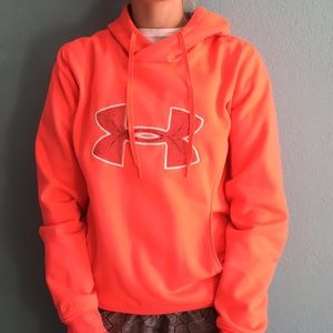 pink under armour sweatshirt